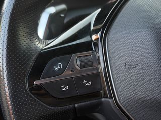 Peugeot 2008 2022 GT // FULL EXTRA !!-thumb-24