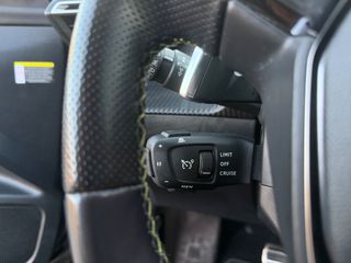 Peugeot 2008 2022 GT // FULL EXTRA !!-thumb-30