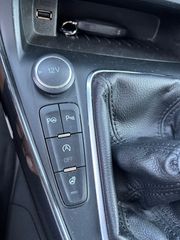 Ford Focus 2015 Xenon,0€ τέλη, camera ,keyless ,titanium-thumb-17