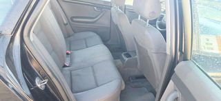 Audi A4 2004-thumb-8