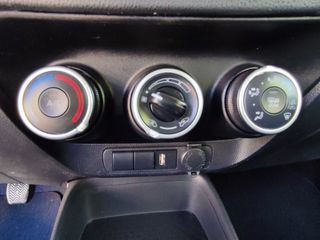 Toyota Aygo (X) 2022 'X-PLAY,-ΟΘΟΝΗ-ΚΑΜΕΡΑ-O ΤΕΛΗ-BOOK SERVICE-thumb-44