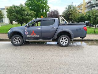 Mitsubishi L200 2011