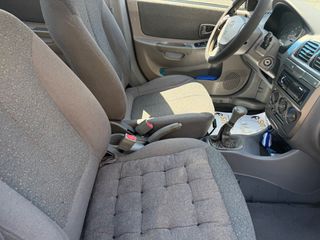 Hyundai Accent 2001-thumb-6