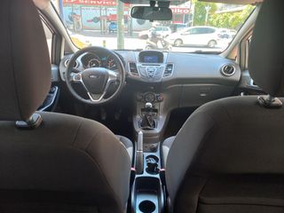Ford Fiesta 2017-thumb-12