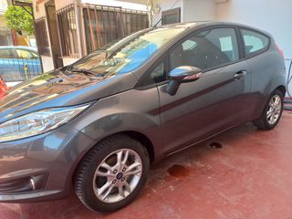 Ford Fiesta 2017-thumb-7
