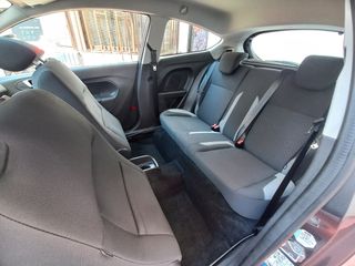 Ford Fiesta 2017-thumb-15