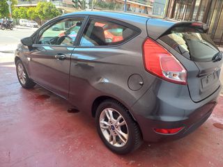 Ford Fiesta 2017-thumb-9