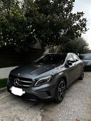 Mercedes-Benz GLA 200 2015 AMG PACK PANORAMA
