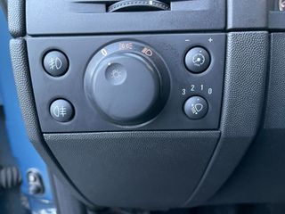 Opel Meriva 2007-thumb-25