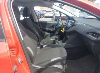 Peugeot 208 2016 1.2 ACTIVE-thumb-8