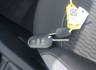 Peugeot 208 2016 1.2 ACTIVE-thumb-15