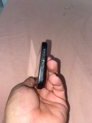 iPhone 15-thumb-4