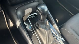 Toyota Corolla 2022 1800cc HYBRID ACTICE-thumb-30