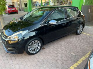 Peugeot 208 2015 1.2 PURETECH ALLURE 110HP NAVI CAMERA-thumb-2