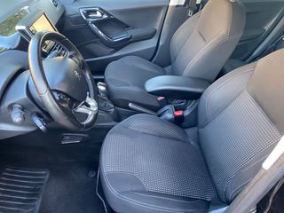 Peugeot 208 2015 1.2 PURETECH ALLURE 110HP NAVI CAMERA-thumb-13