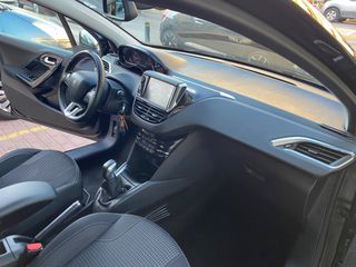 Peugeot 208 2015 1.2 PURETECH ALLURE 110HP NAVI CAMERA-thumb-22