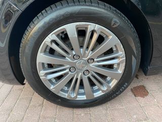 Peugeot 208 2015 1.2 PURETECH ALLURE 110HP NAVI CAMERA-thumb-35