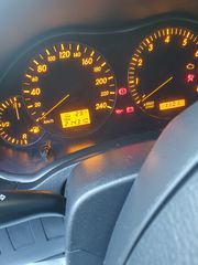 Toyota Avensis 2003-thumb-1