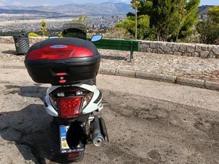 Sym GTS 300i EVO 2009-thumb-2