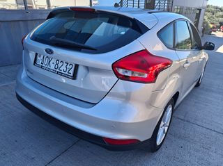 Ford Focus 2015-thumb-7