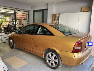 Opel Astra 2000 bertone