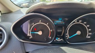 Ford Fiesta 2017-thumb-8