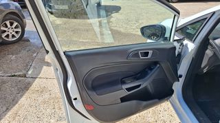 Ford Fiesta 2017-thumb-13