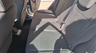Ford Fiesta 2017-thumb-17
