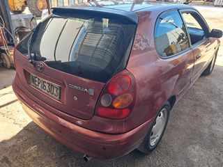 Toyota Corolla 2000-thumb-5