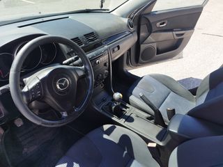 Mazda 3 2005 diesel-thumb-9