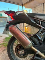 Akrapovic cf moto