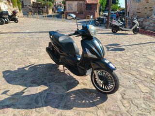 Piaggio Beverly 300i 2017 Police-thumb-1