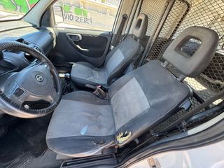 Κλούβα Opel 2005 Combo-thumb-11