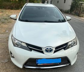 Toyota Auris 2013