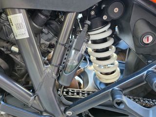 KTM 1290 Super Adventure 2019-thumb-25