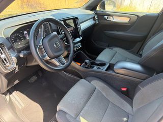 Volvo XC40 2022 1.5 T5RECHARGE PLUG IN 262PS-thumb-14