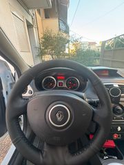 Renault Clio 2011-thumb-10