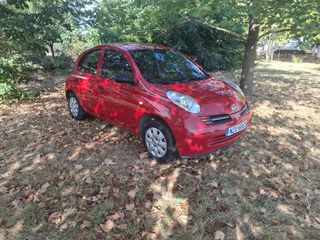 Nissan Micra 2004-thumb-1