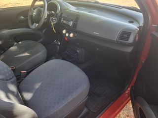 Nissan Micra 2004-thumb-6