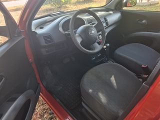 Nissan Micra 2004-thumb-8
