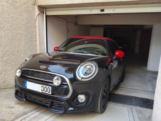 Mini Cooper S 2019 John Cooper Works-thumb-4
