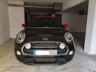 Mini Cooper S 2019 John Cooper Works-thumb-5