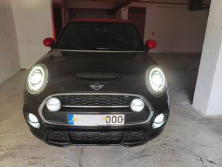 Mini Cooper S 2019 John Cooper Works-thumb-6