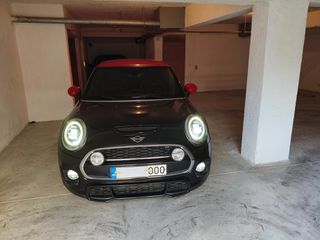 Mini Cooper S 2019 John Cooper Works-thumb-7
