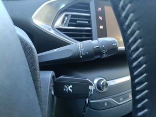 Peugeot 308 2018 SW-thumb-20