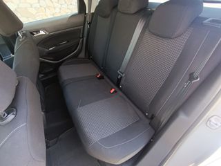 Peugeot 308 2018 SW-thumb-22