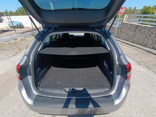 Peugeot 308 2018 SW-thumb-24