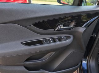 Opel Mokka X 2017-thumb-9
