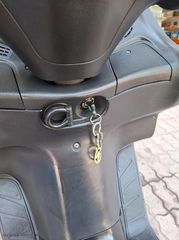 Piaggio XEvo 250 2017-thumb-3