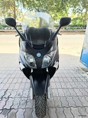 Piaggio XEvo 250 2017-thumb-6